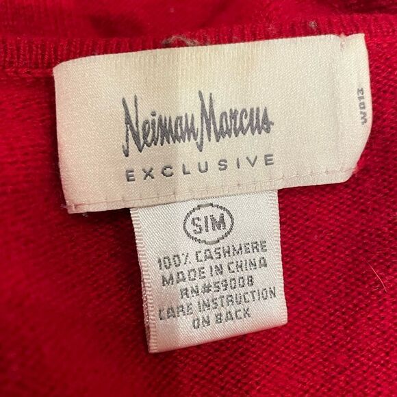 EUC Neiman Marcus Cashmere Sweater Red Sz. S/M - Picture 5 of 6